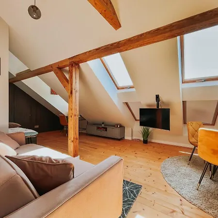 Tiny Oasis Steps From Oldtown Apartamento